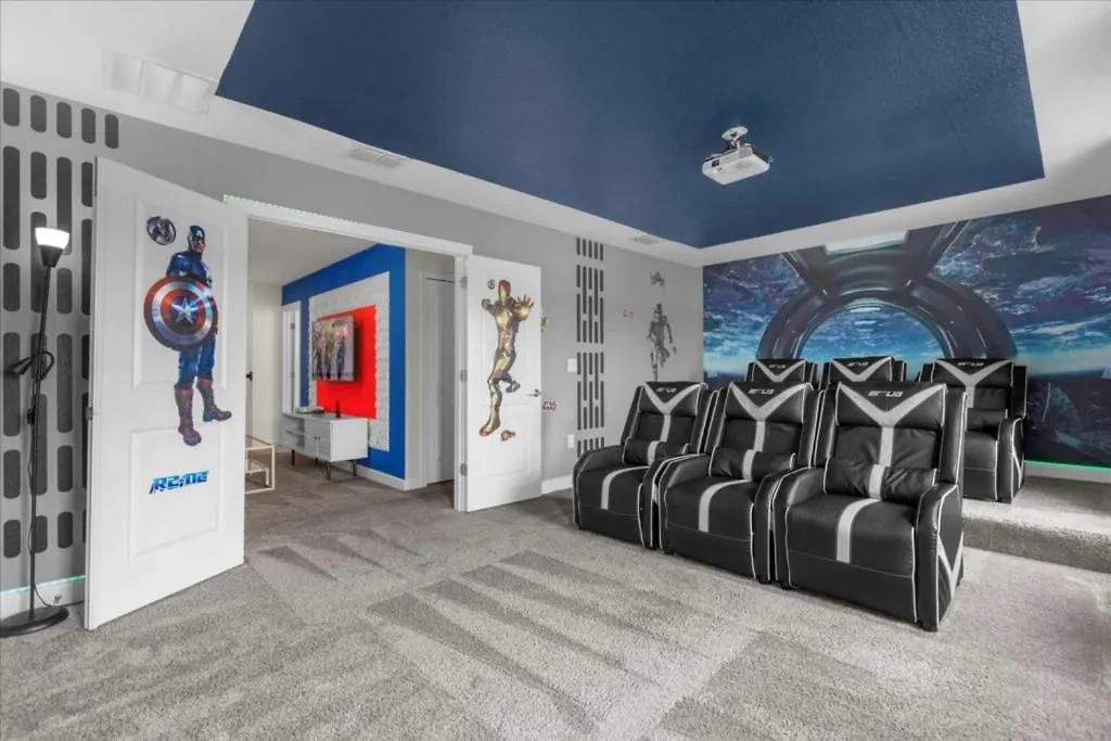 9 Bedrooms- 5 Bathrooms- Storey 2742ow