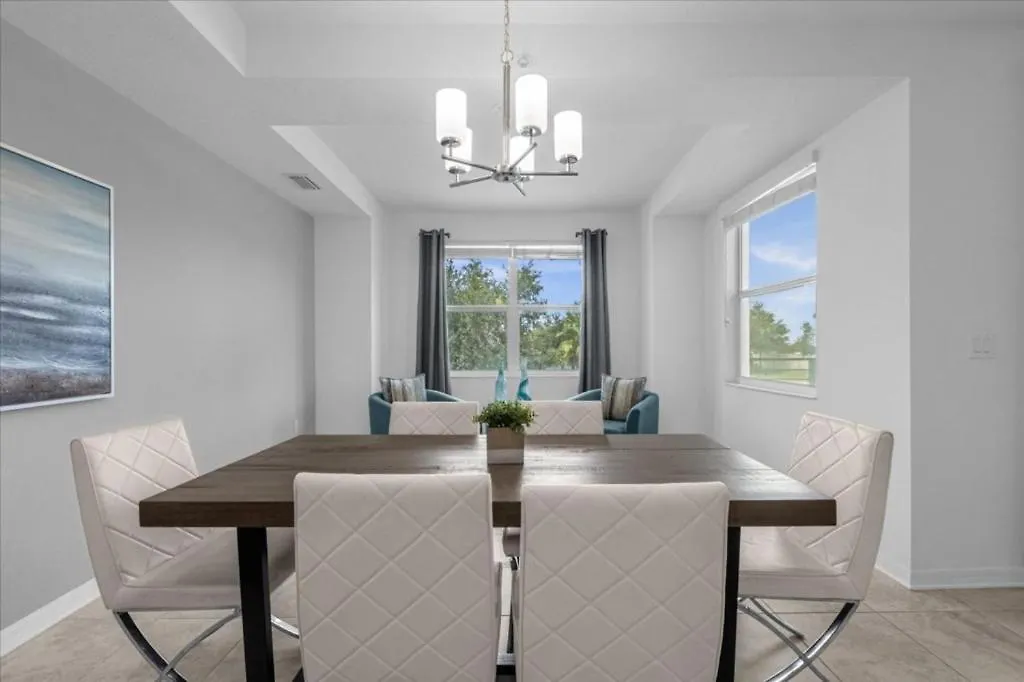 2 Bedrooms- 2 Bathrooms- Storey 4751-207 Ct Apartment Kissimmee