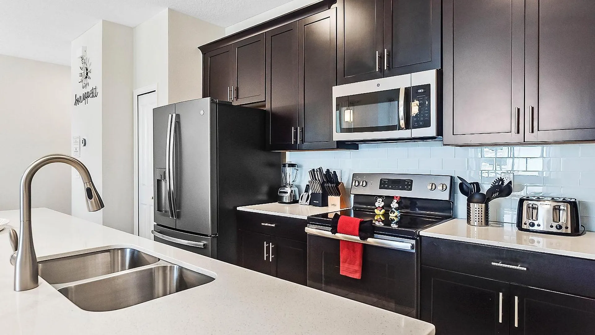 4 Bedrooms - 3 Bathrooms - Storey 4925 Wa Holiday home Kissimmee