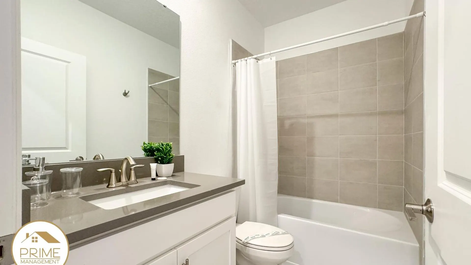 New Luxurious 6bd Pool & Near * Kissimmee