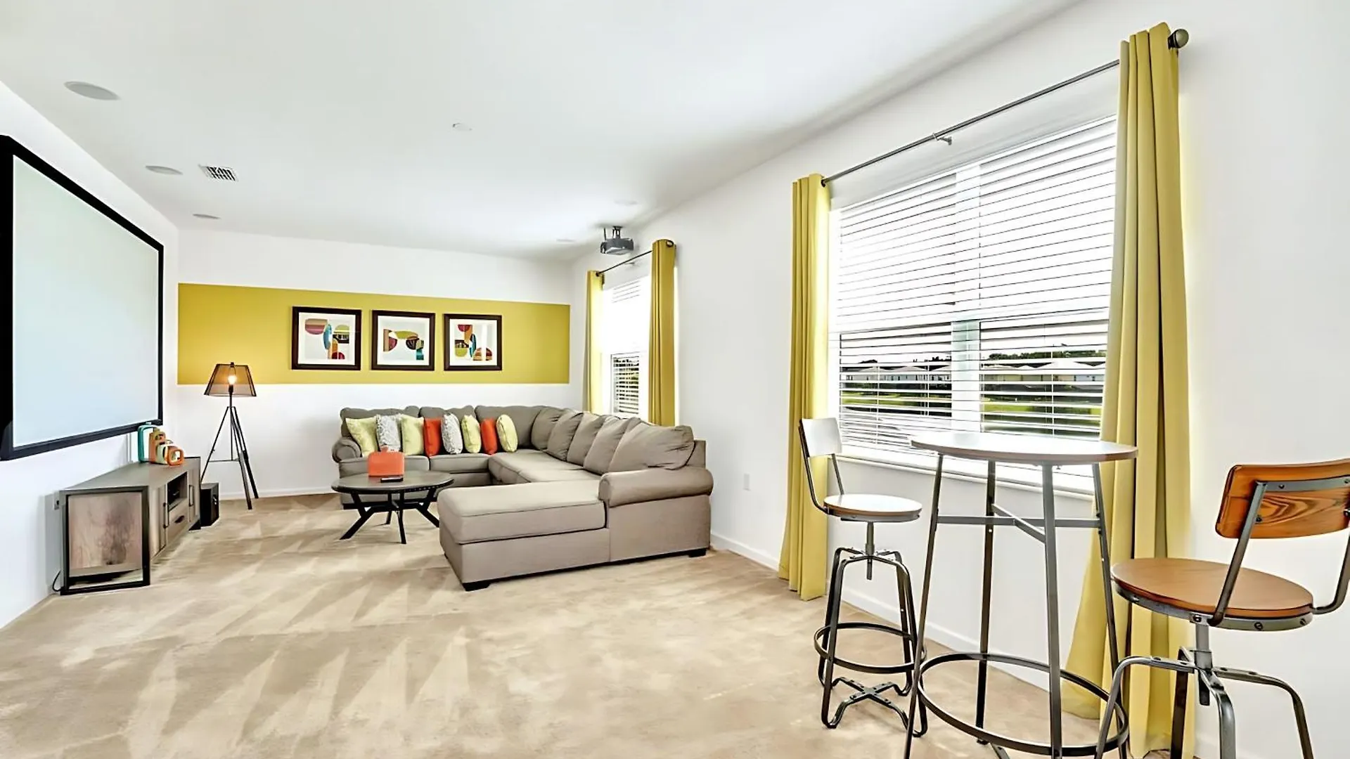 Family - 6br Mansion - Private Pool, Theater, Bbq And Holiday home