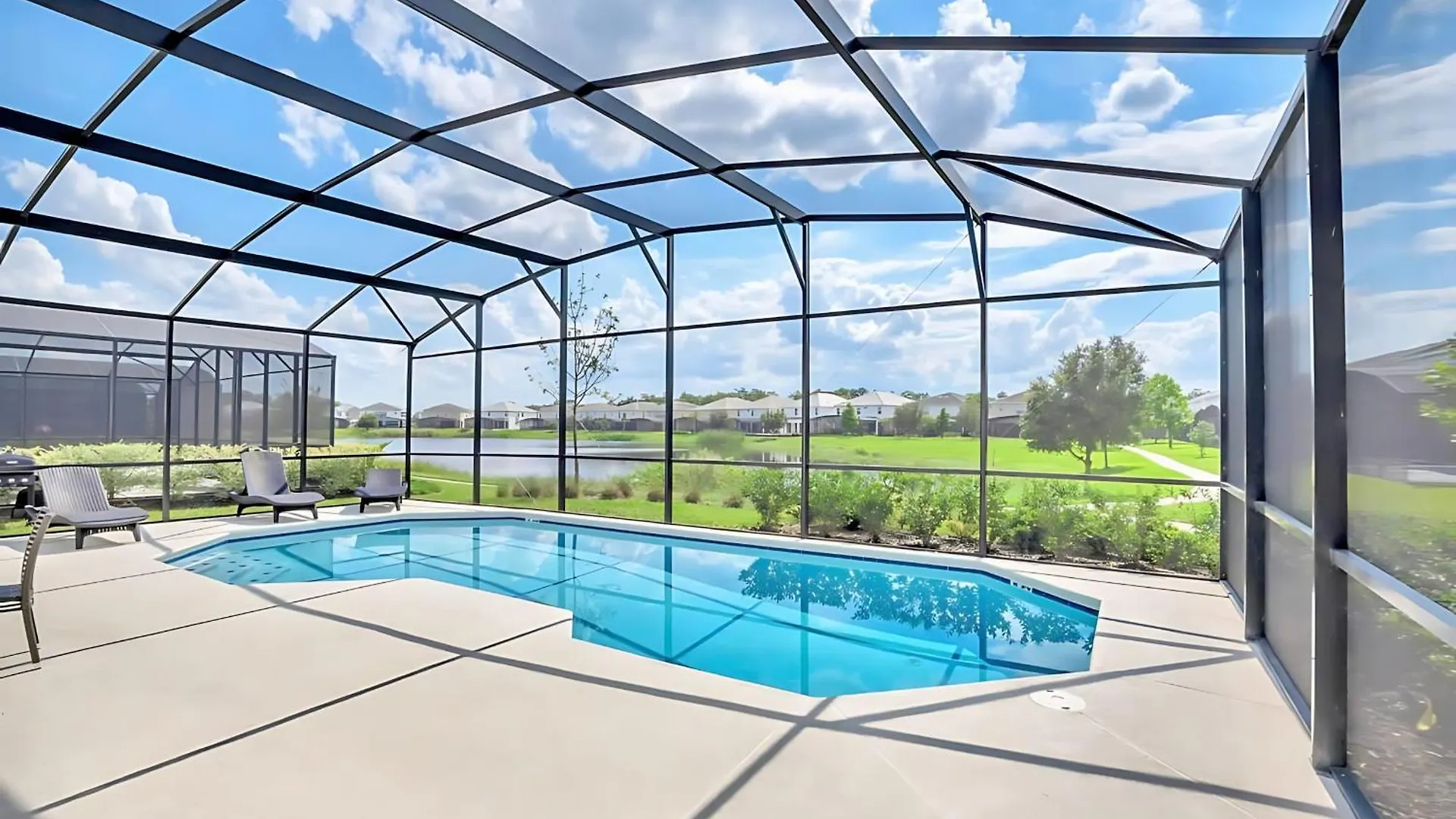Holiday home Family - 6br Mansion - Private Pool, Theater, Bbq And Kissimmee