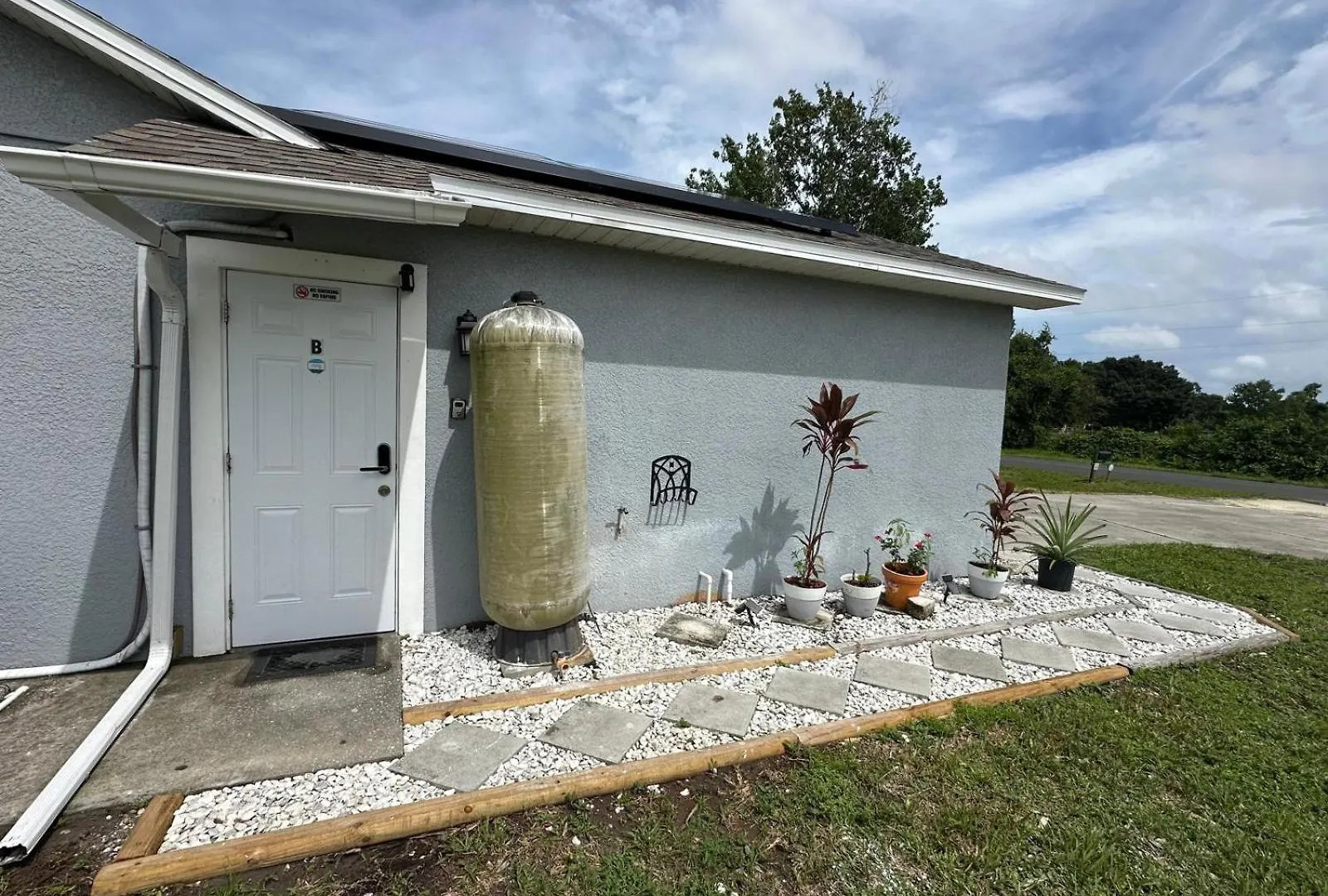 Beautiful Fully Furnished 2-bedroom Luxury Villa Kissimmee