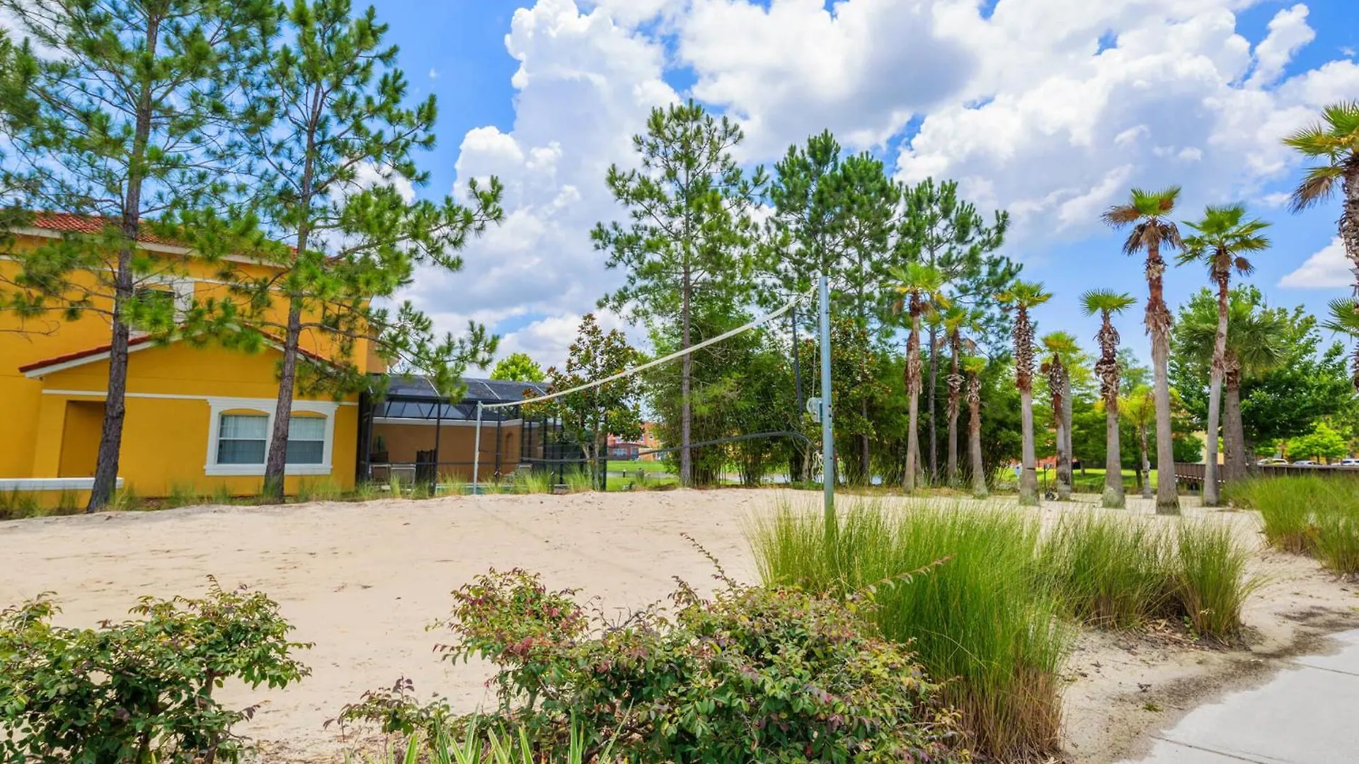 Holiday home Walkin' On Sunshine - 5 Bed Pool In Terra Near