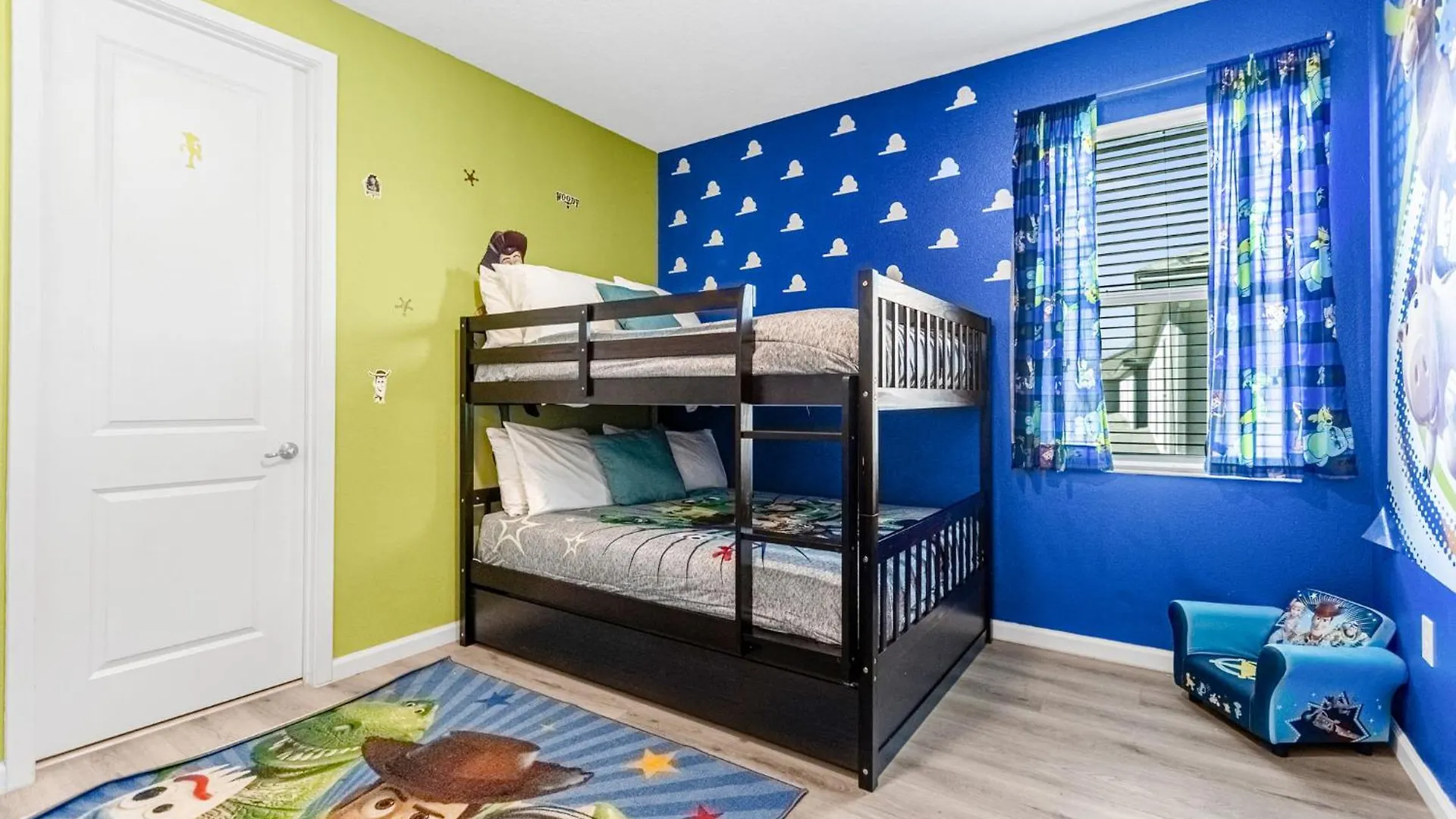 Holiday home Upstay-mansion W Spa-pool-cinema-games - Sleeps 36 Kissimmee