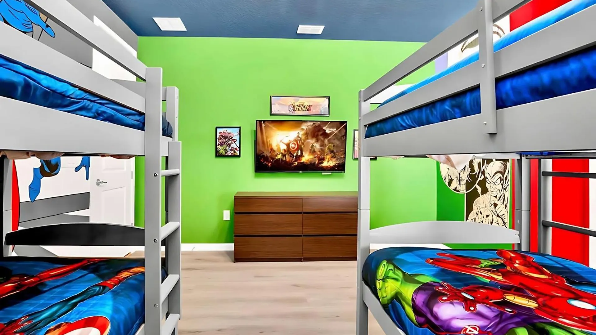 Upstay-mansion W Spa-pool-cinema-games - Sleeps 36 Kissimmee