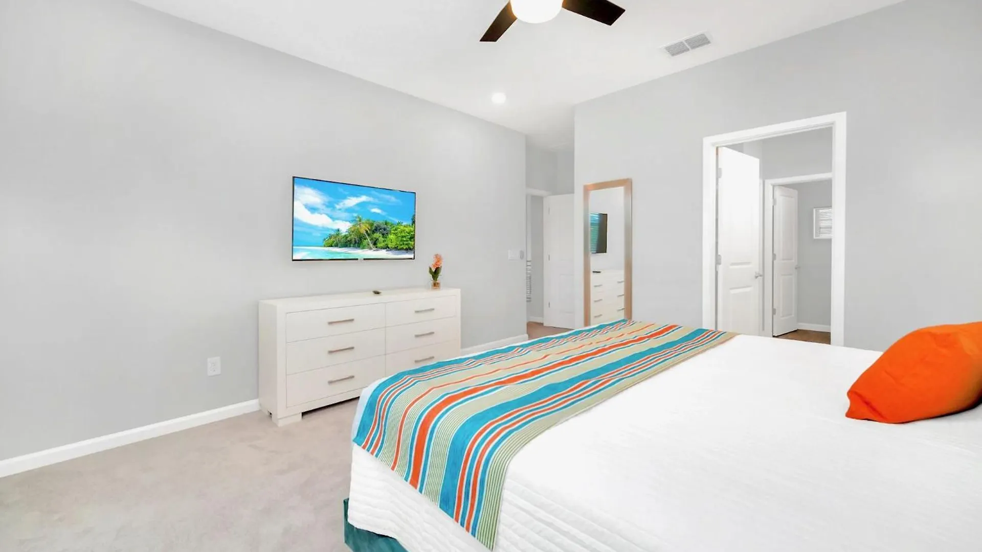 Sleeps 26 - With Private Pool Hot Tub Games & Cinema Kissimmee