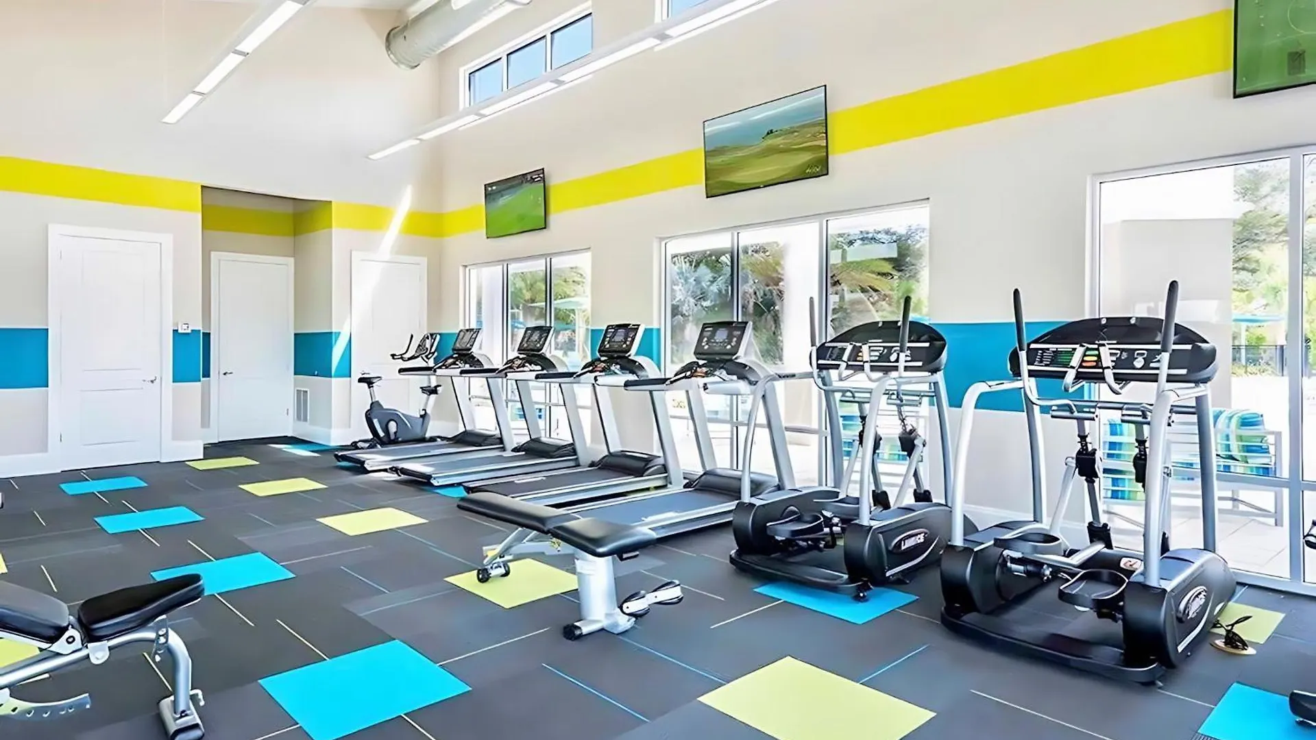 Sleeps 26 - With Private Pool Hot Tub Games & Cinema Holiday home Kissimmee