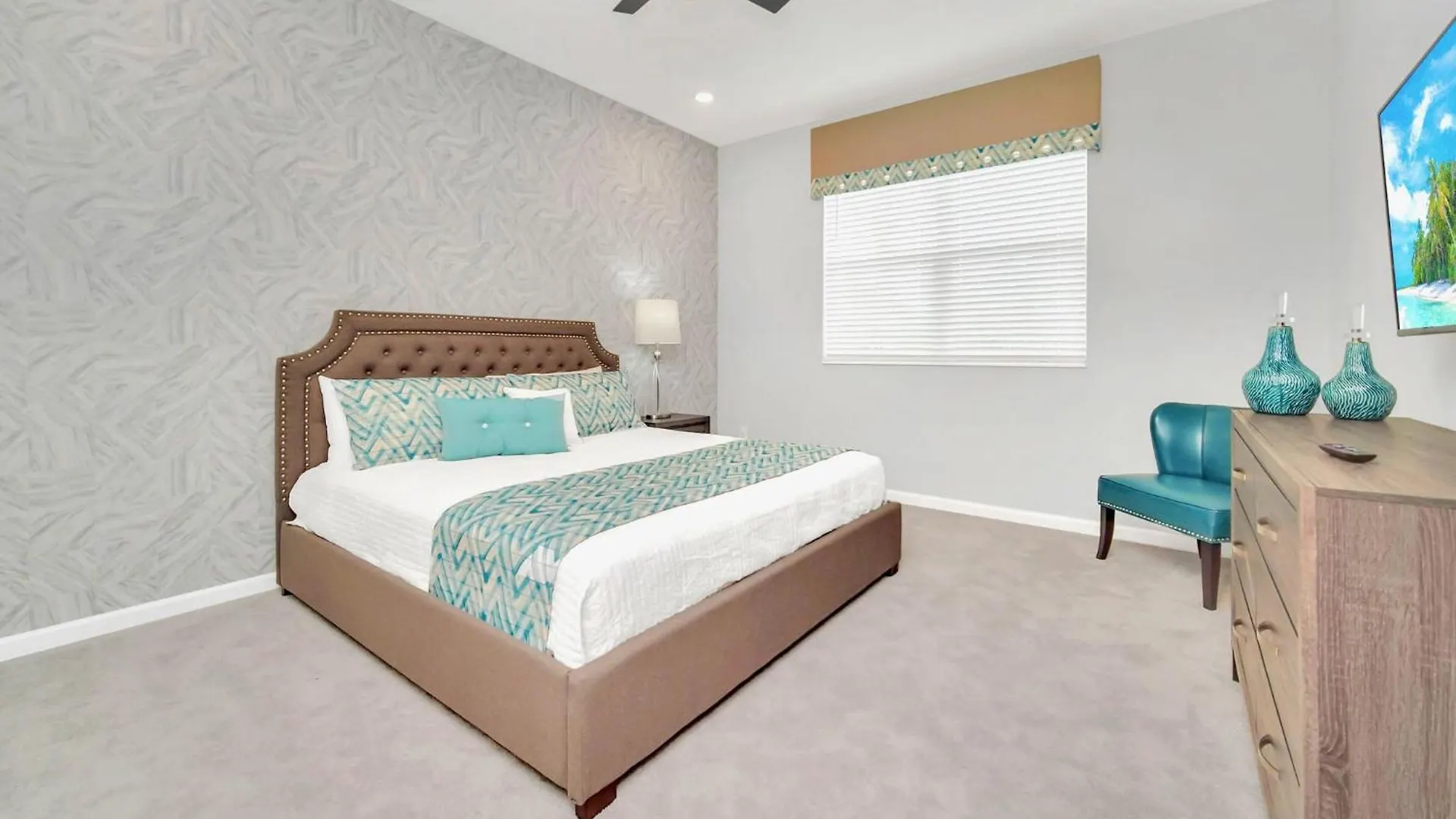 Sleeps 26 - With Private Pool Hot Tub Games & Cinema Kissimmee