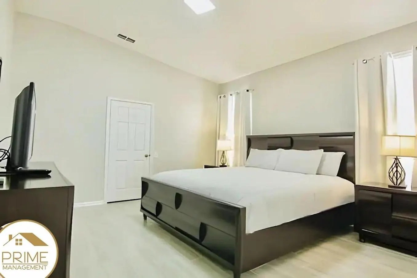 Renewed & Cozy 4bd Great Location To Holiday home Kissimmee