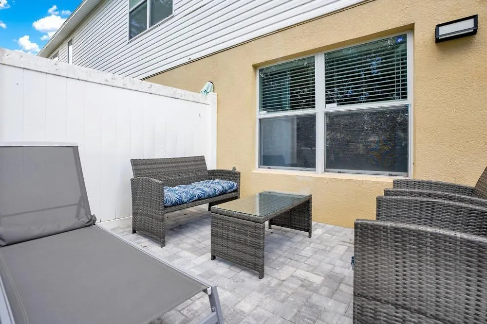 Holiday home Stylish Near & Universal *