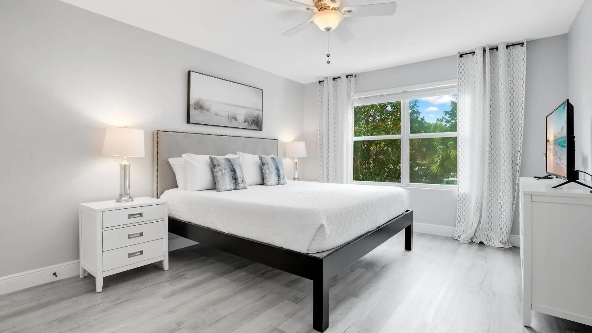 Stylish Near & Universal Holiday home Kissimmee