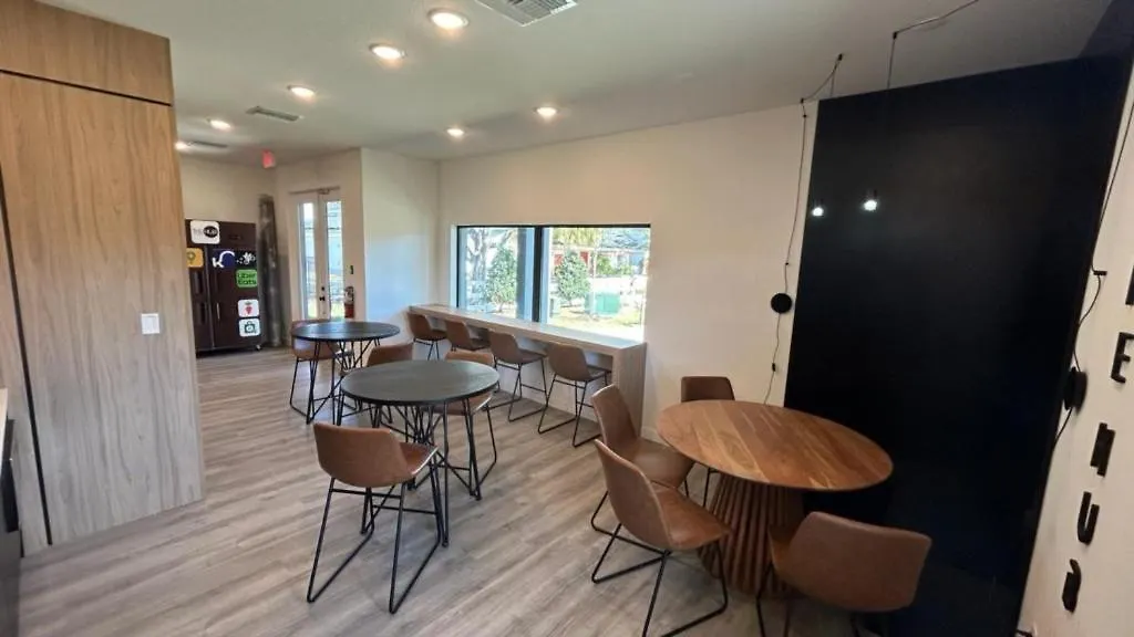 3 Bedrooms- 3 Bathooms- The Hub 3257 Ed * Kissimmee