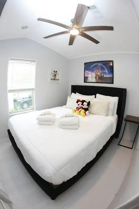 Mickey's Hideaway - 5 Miles From *