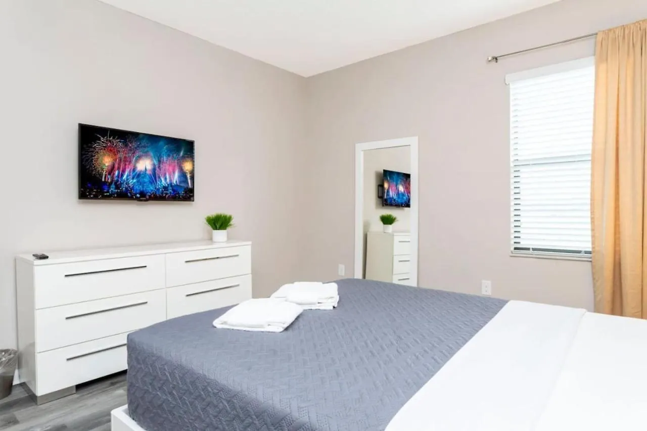 Renovated House In Near Kissimmee