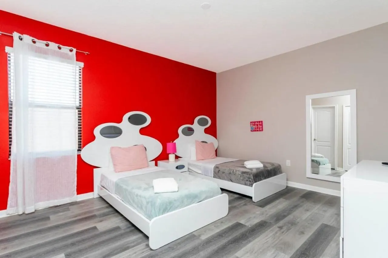 Villa Renovated House In Near