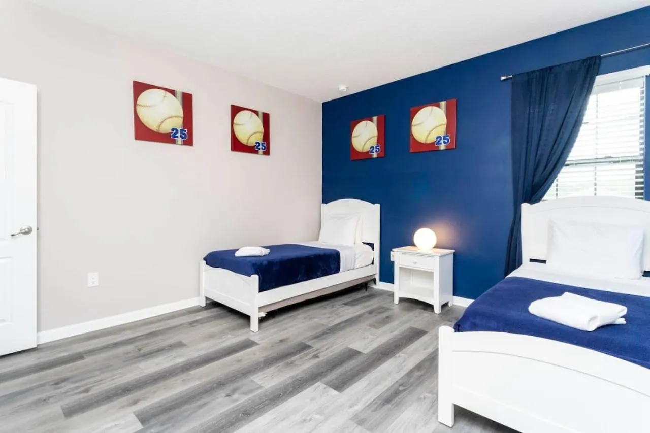 Renovated House In Near Villa *