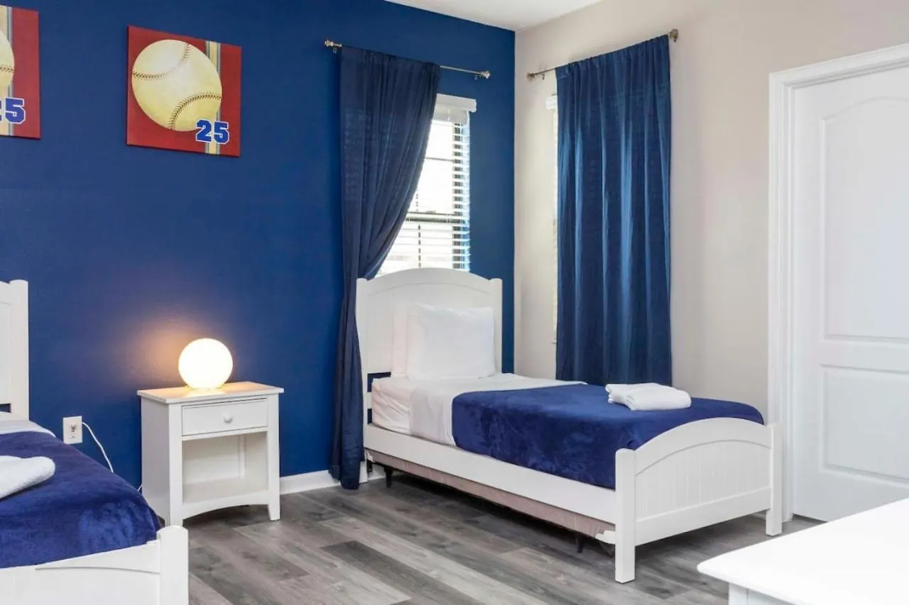 Renovated House In Near Villa *