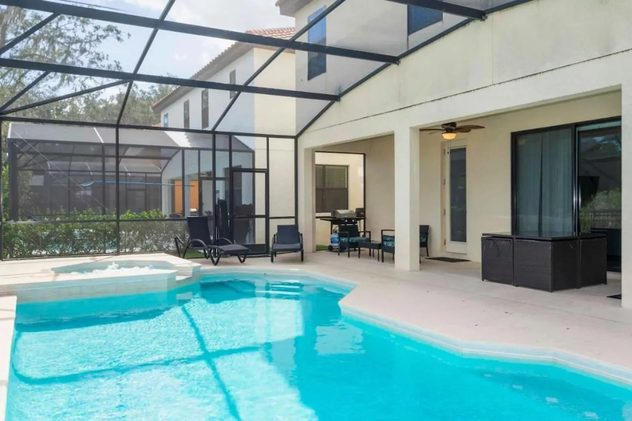 Villa Renovated House In Near