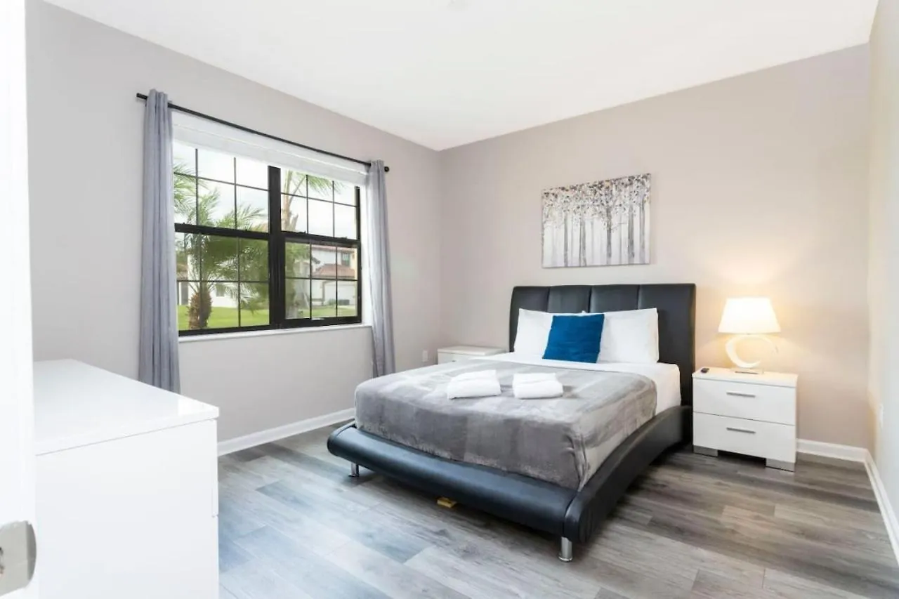 Renovated House In Near * Kissimmee