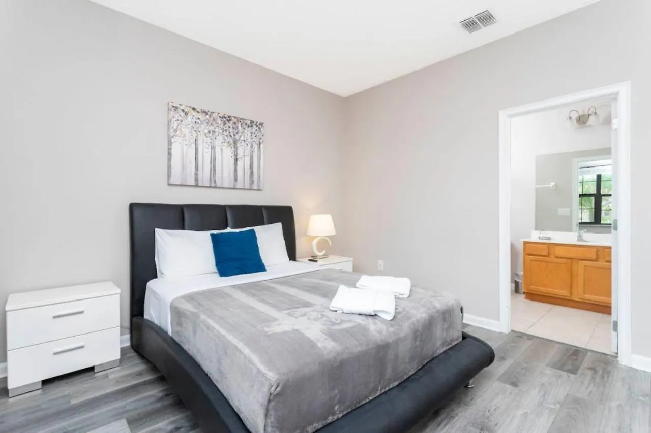 Renovated House In Near