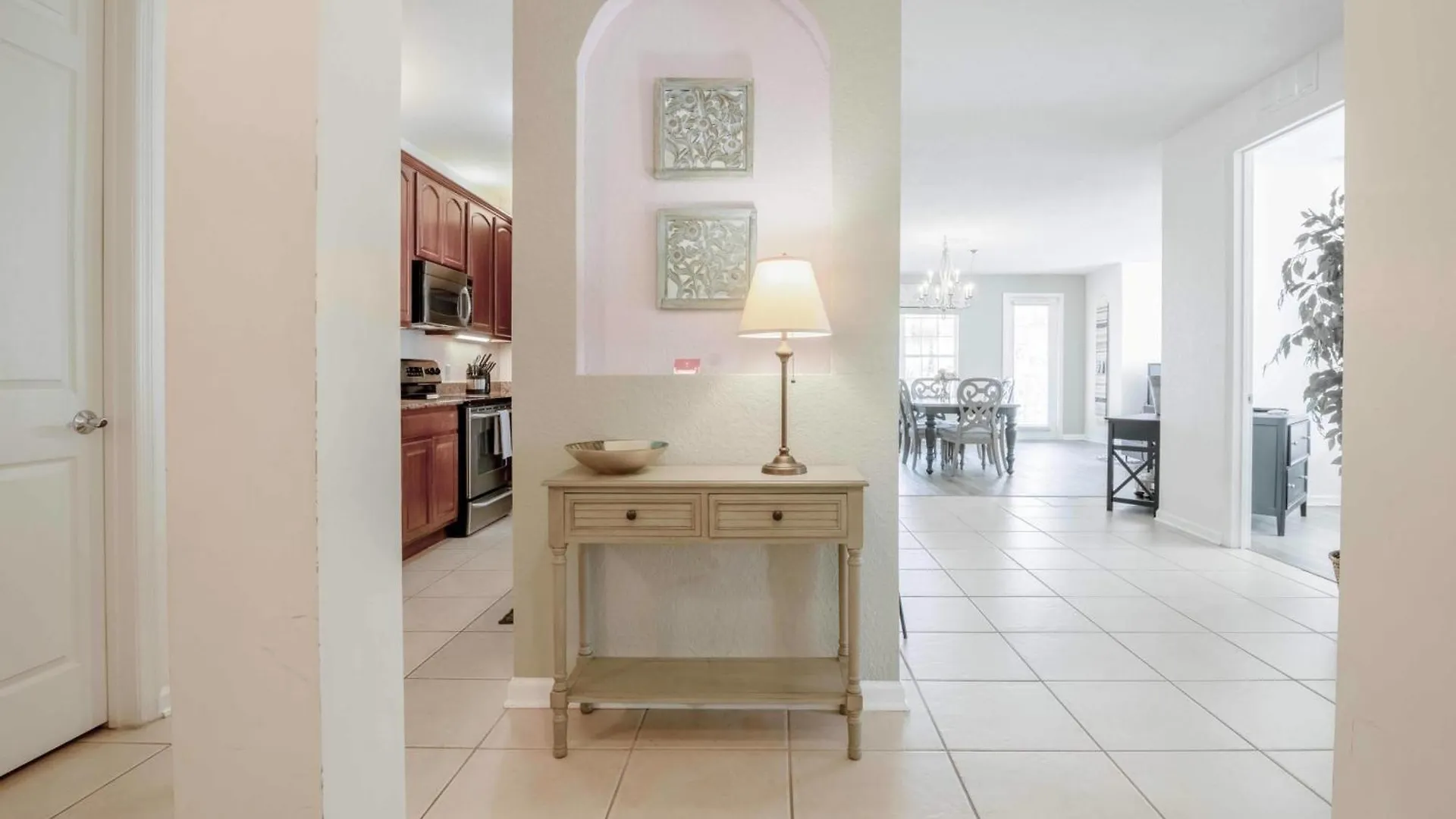Prázdninový dům New! Sensational Vista Cay View Escape Near Theme Parks Walk To The Convention Center And Int'l Drive Kissimmee