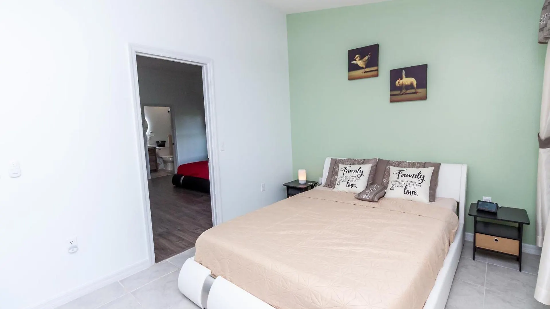 Beautiful Fully Furnished 2-bedroom Luxury *