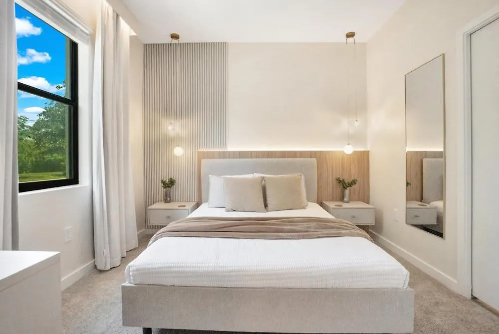 Luxury Near And Universal Holiday home *