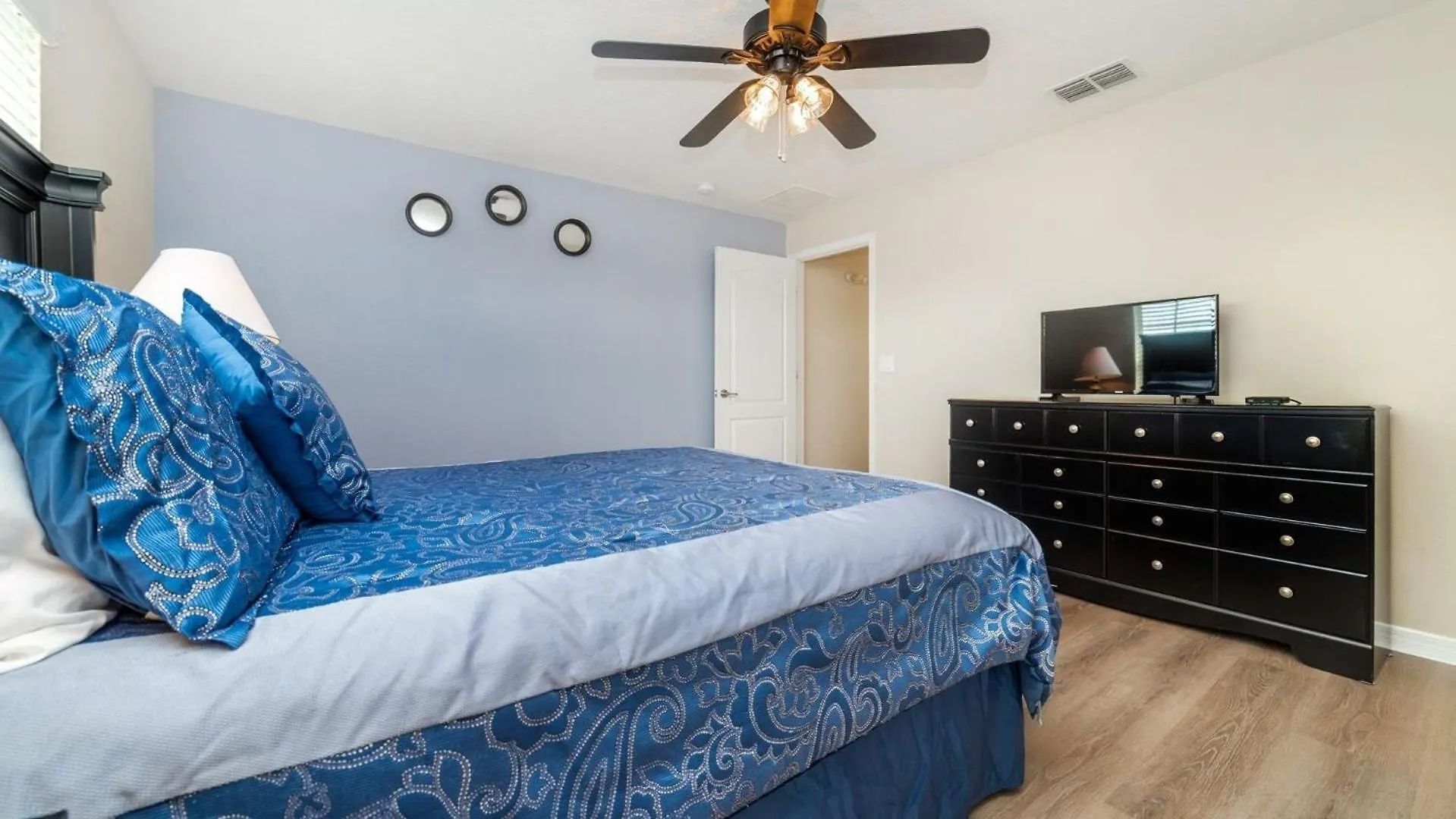 4813 - Storey *10 Mim -> Disney* 4bd/3ba Holiday home *