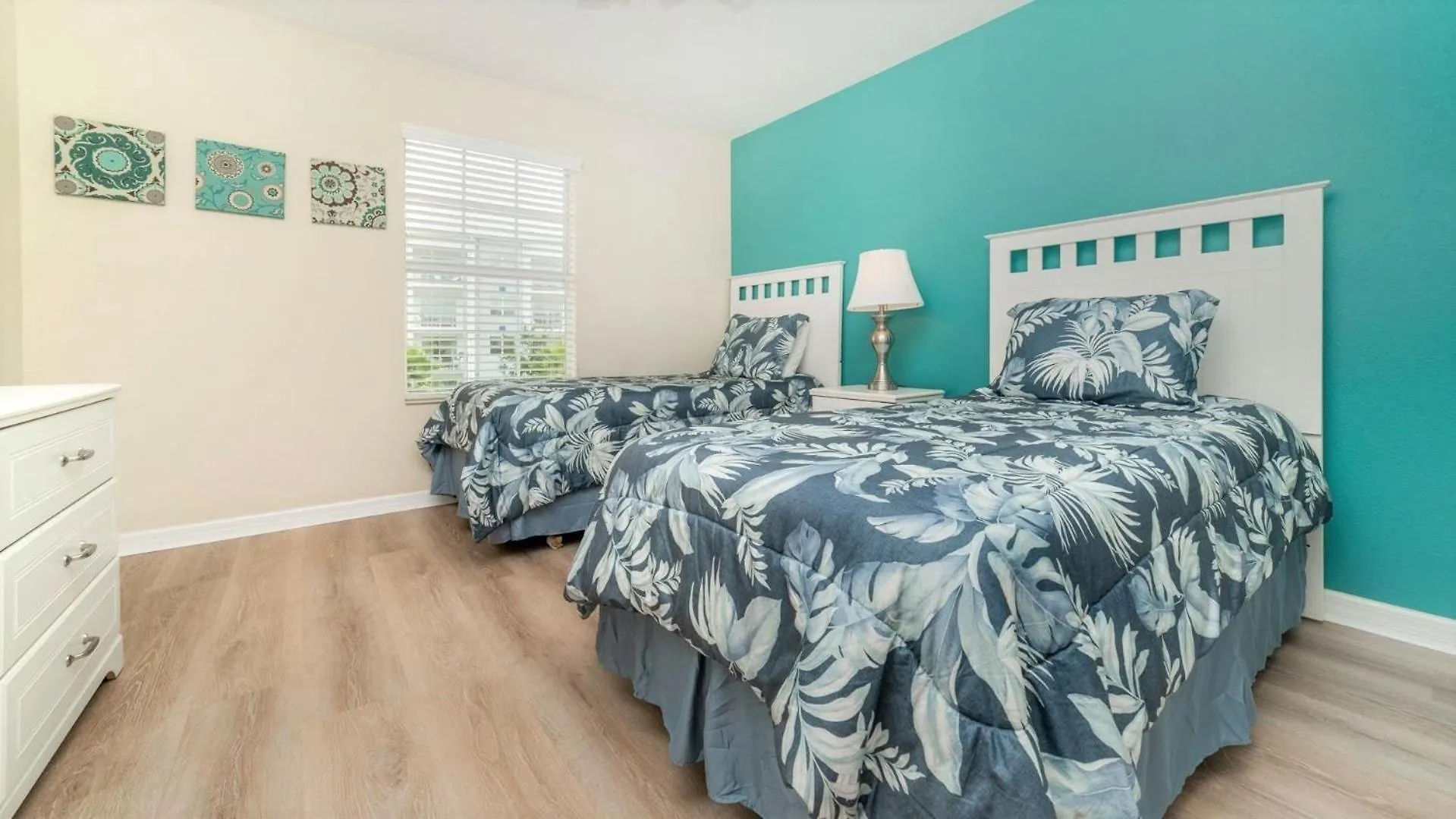 4813 - Storey *10 Mim -> Disney* 4bd/3ba Holiday home Kissimmee