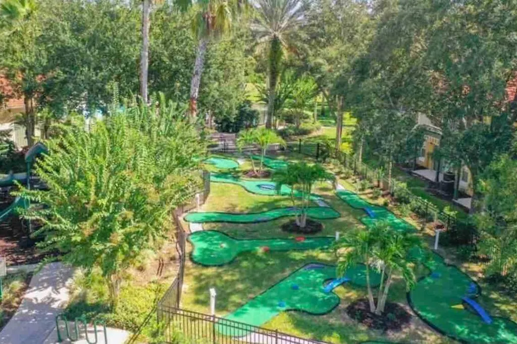 Sunkey 10 Min From The Parks *