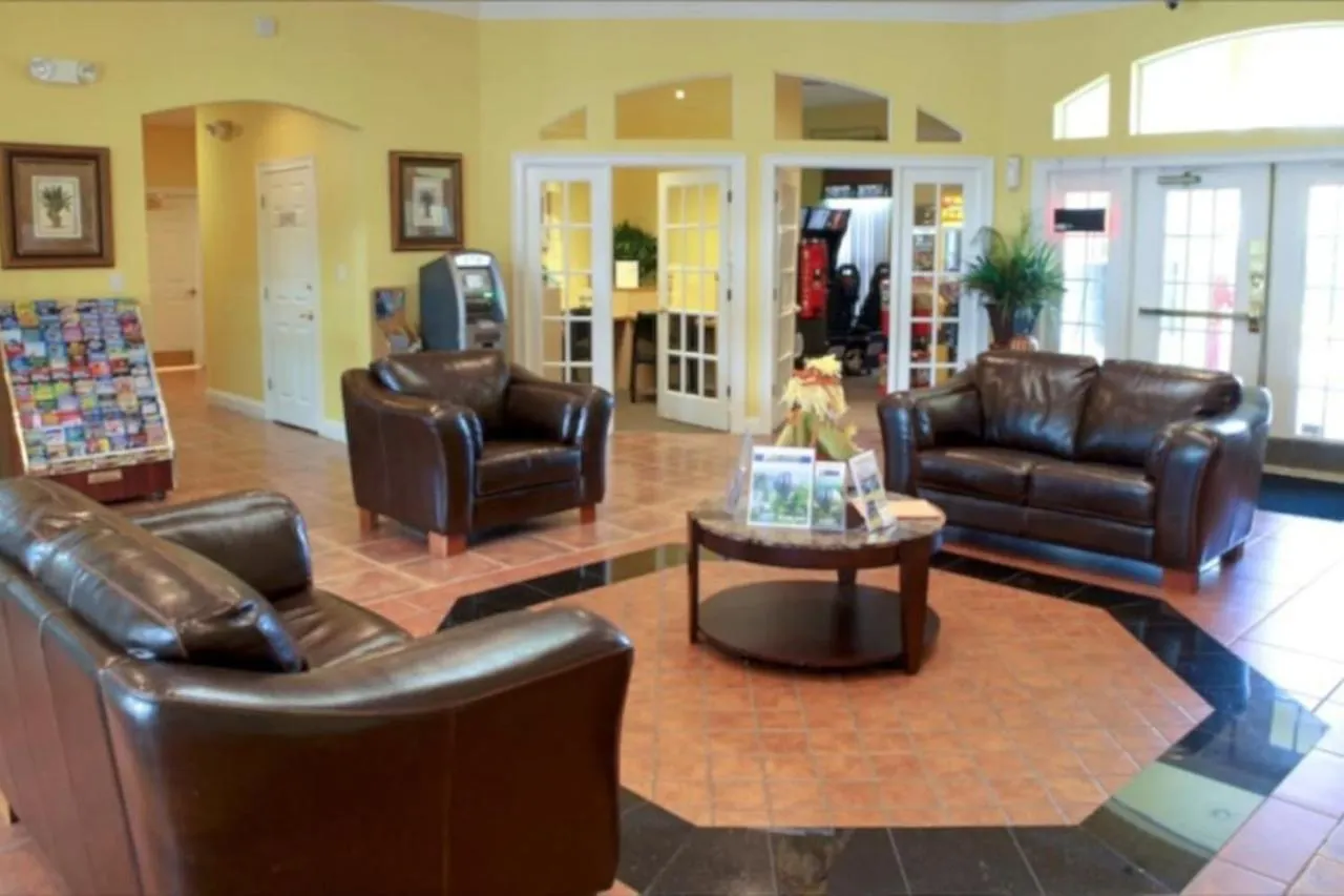 3 Bed Emerald Island Townhouse Near Villa *