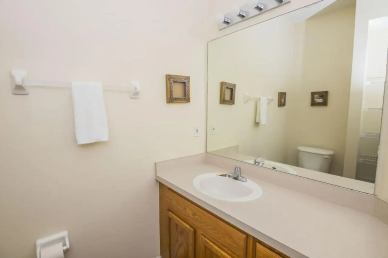 3 Bed Emerald Island Townhouse Near Villa