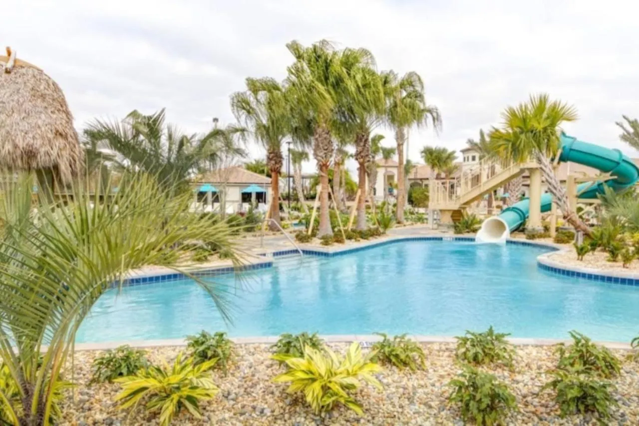 Holiday home 9 Bedroom Family Friendly Retreat -champions Gate