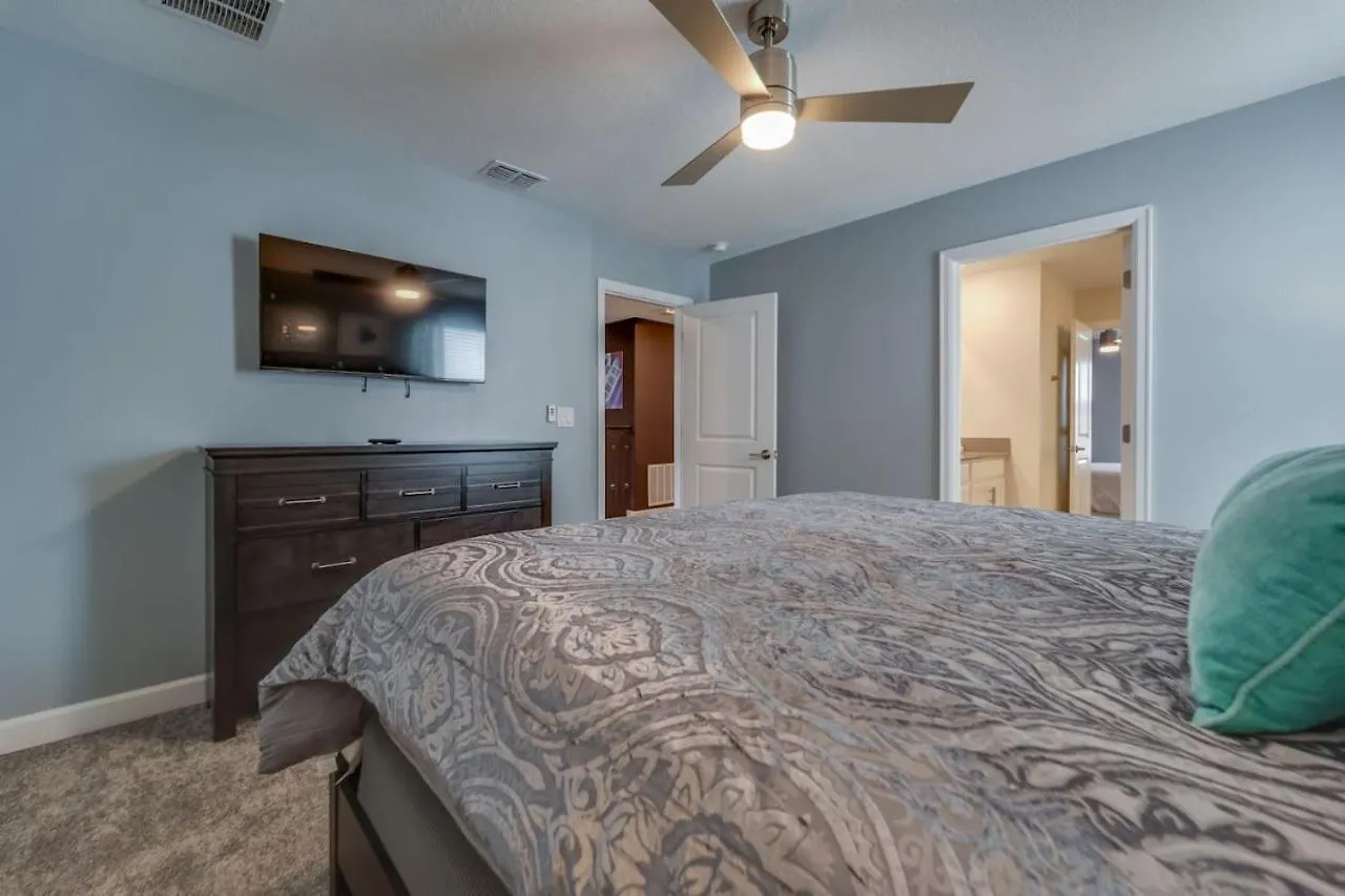 Holiday home 9 Bedroom Family Friendly Retreat -champions Gate