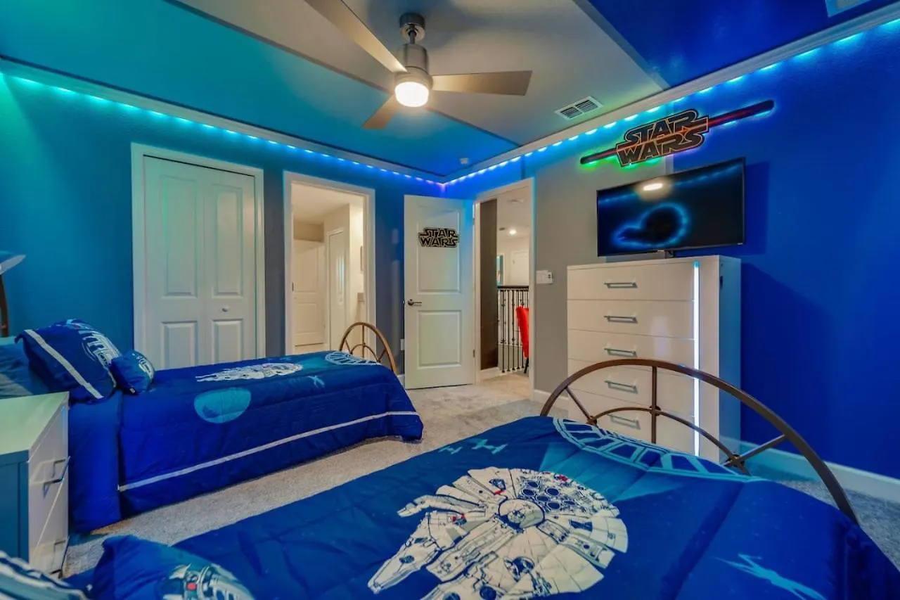 9 Bedroom Family Friendly Retreat -champions Gate Kissimmee