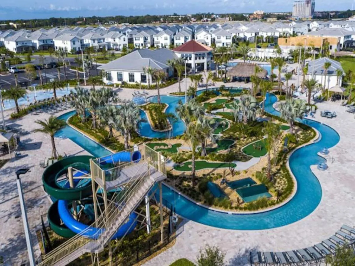 5 Bedroom 4 Bathroom Storey 4908ct * Kissimmee