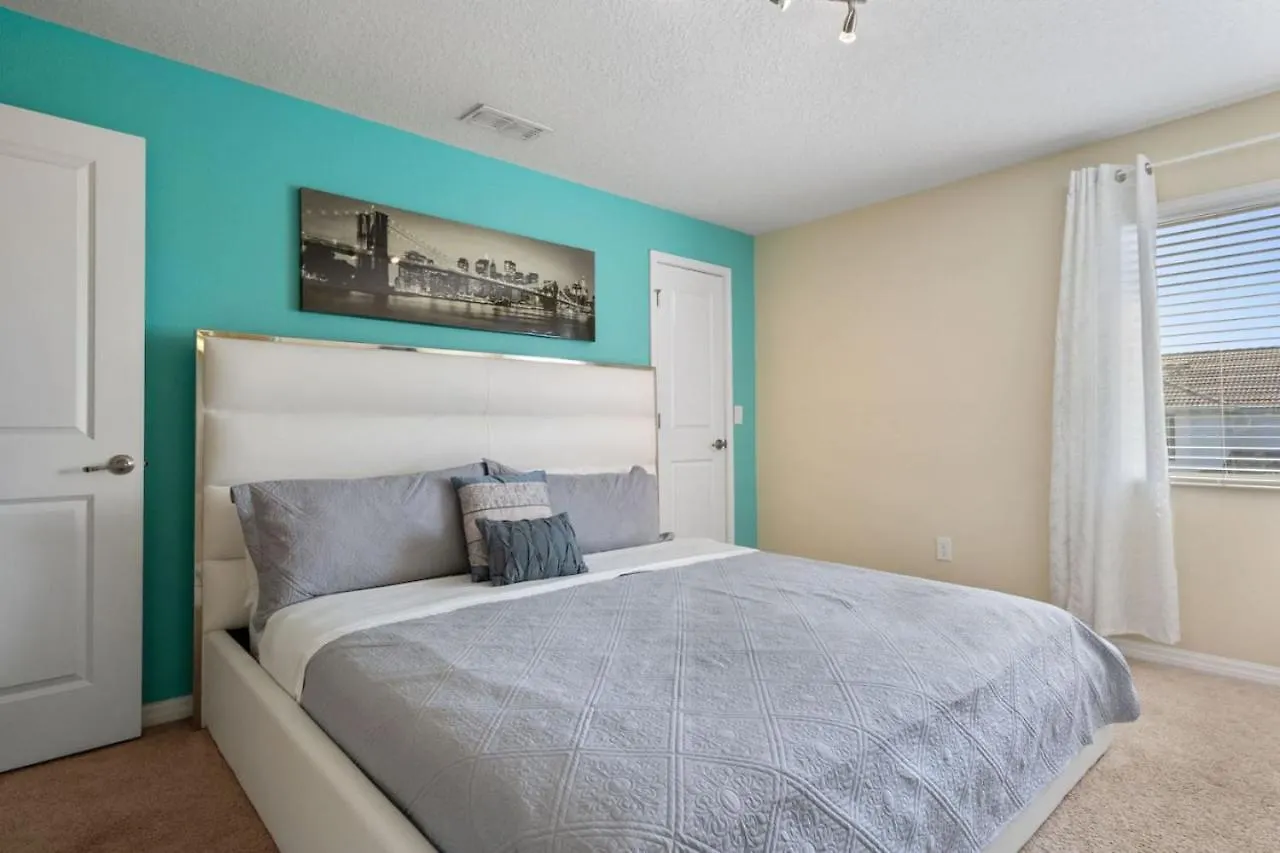 5 Bedroom 4 Bathroom Storey 4908ct Holiday home Kissimmee