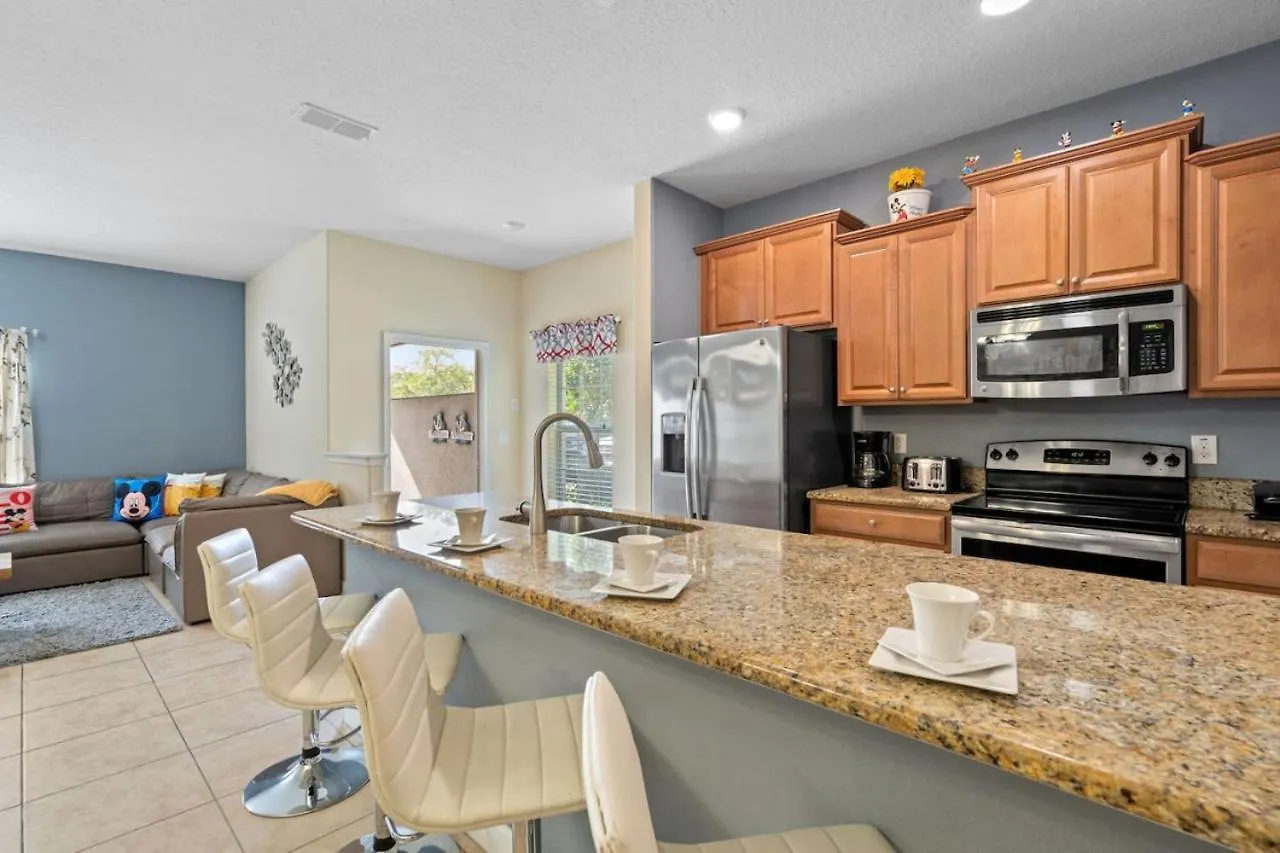 5 Bedroom 4 Bathroom Storey 4908ct *