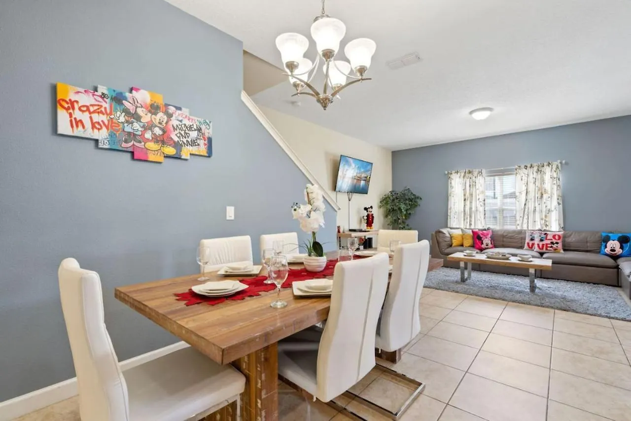 5 Bedroom 4 Bathroom Storey 4908ct Holiday home *