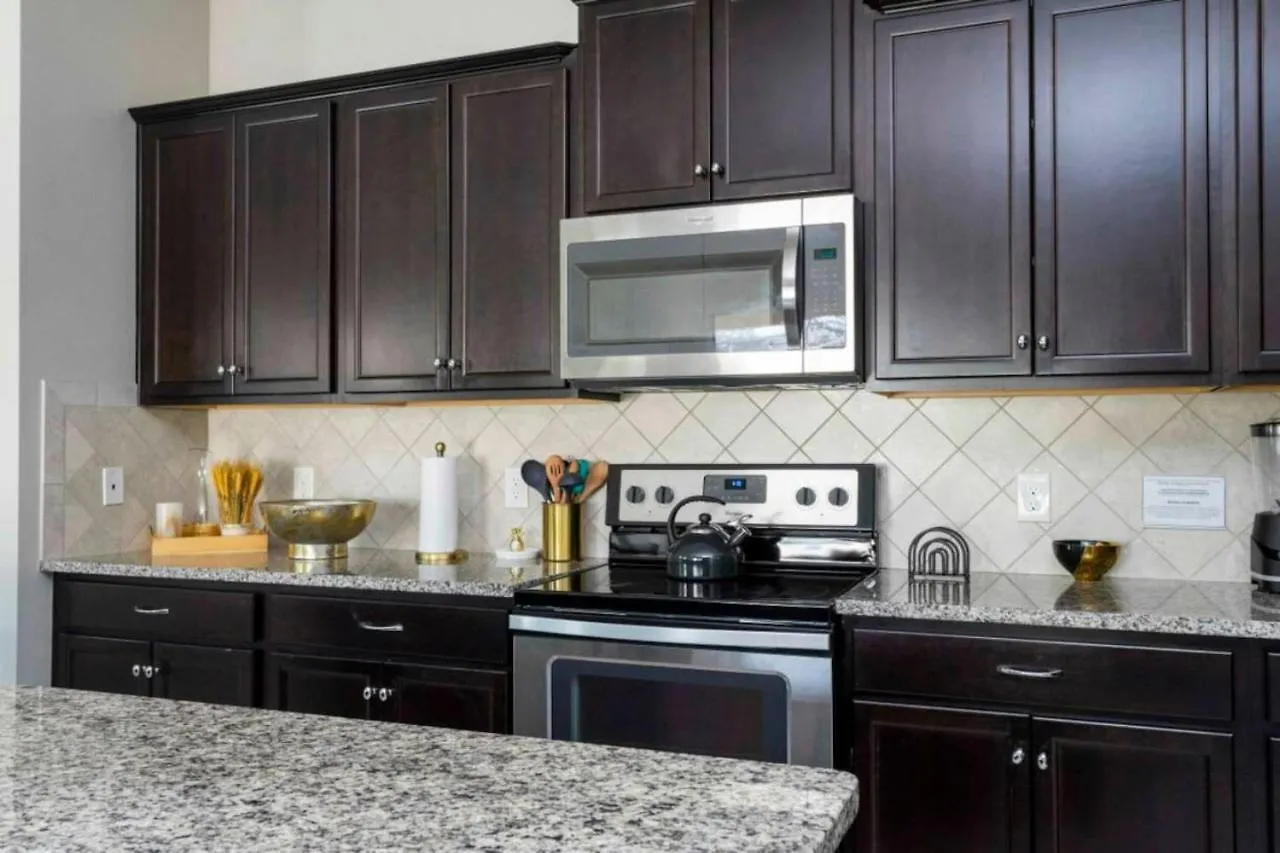 5 Bedroom 5 Bathroom Windsor At Westside 8900al Kissimmee