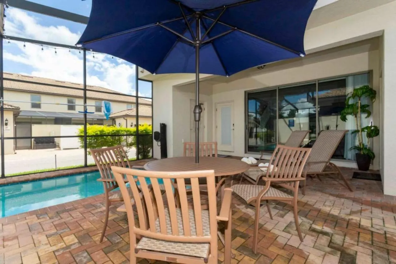 Holiday home 5 Bedroom 5 Bathroom Windsor At Westside 8900al