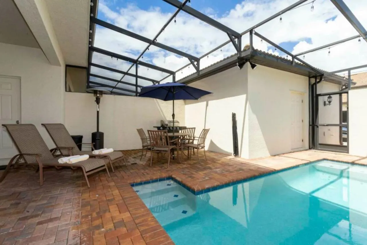 5 Bedroom 5 Bathroom Windsor At Westside 8900al *