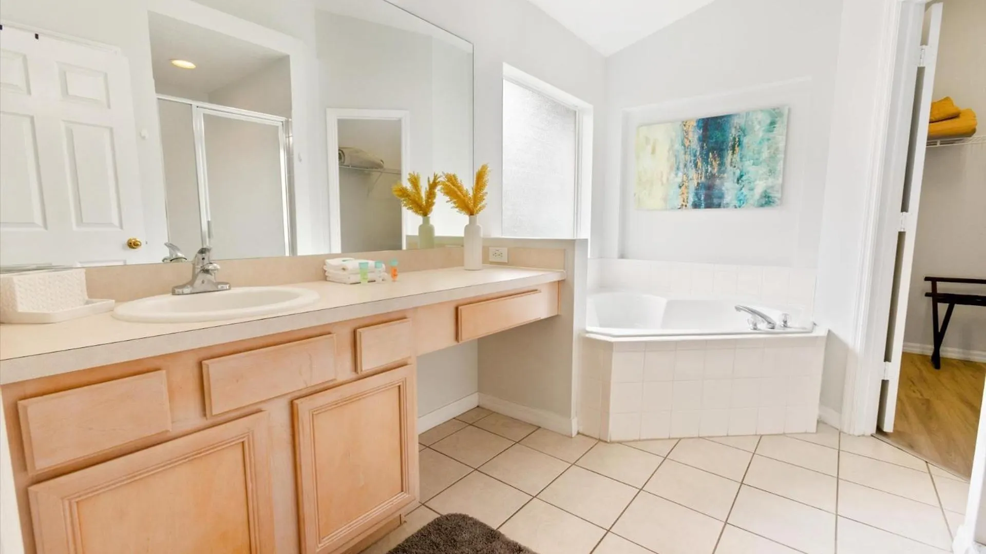 2682 Emerald Island * Four Corners