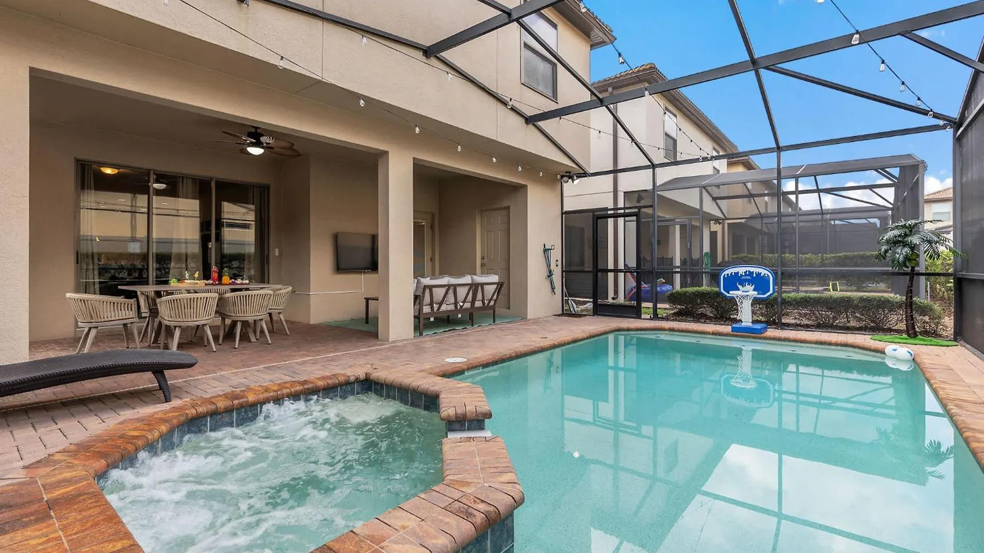 Free Heated Pool Game 9mi