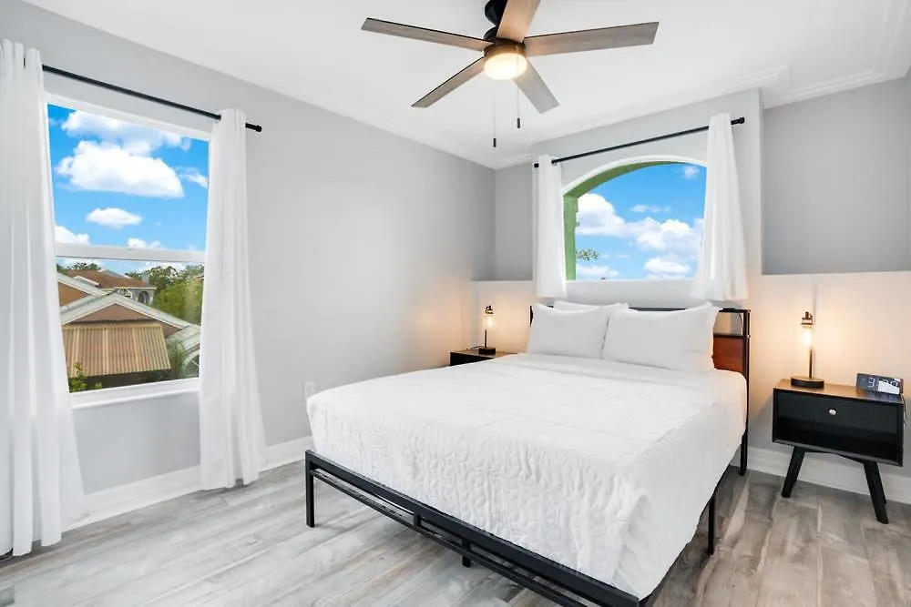 Luxury Near I Fully Renovated Kissimmee