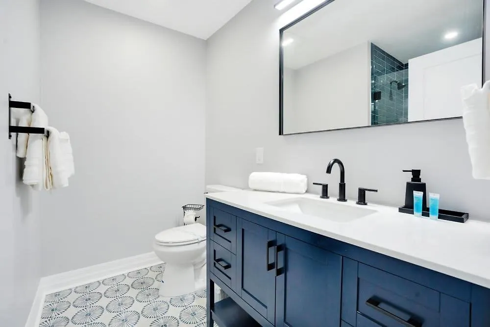 Luxury Near I Fully Renovated Kissimmee