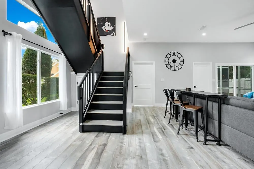Luxury Near I Fully Renovated Kissimmee