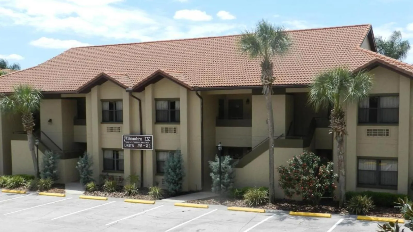 Diamond - Alhambra At Poinciana 1bd