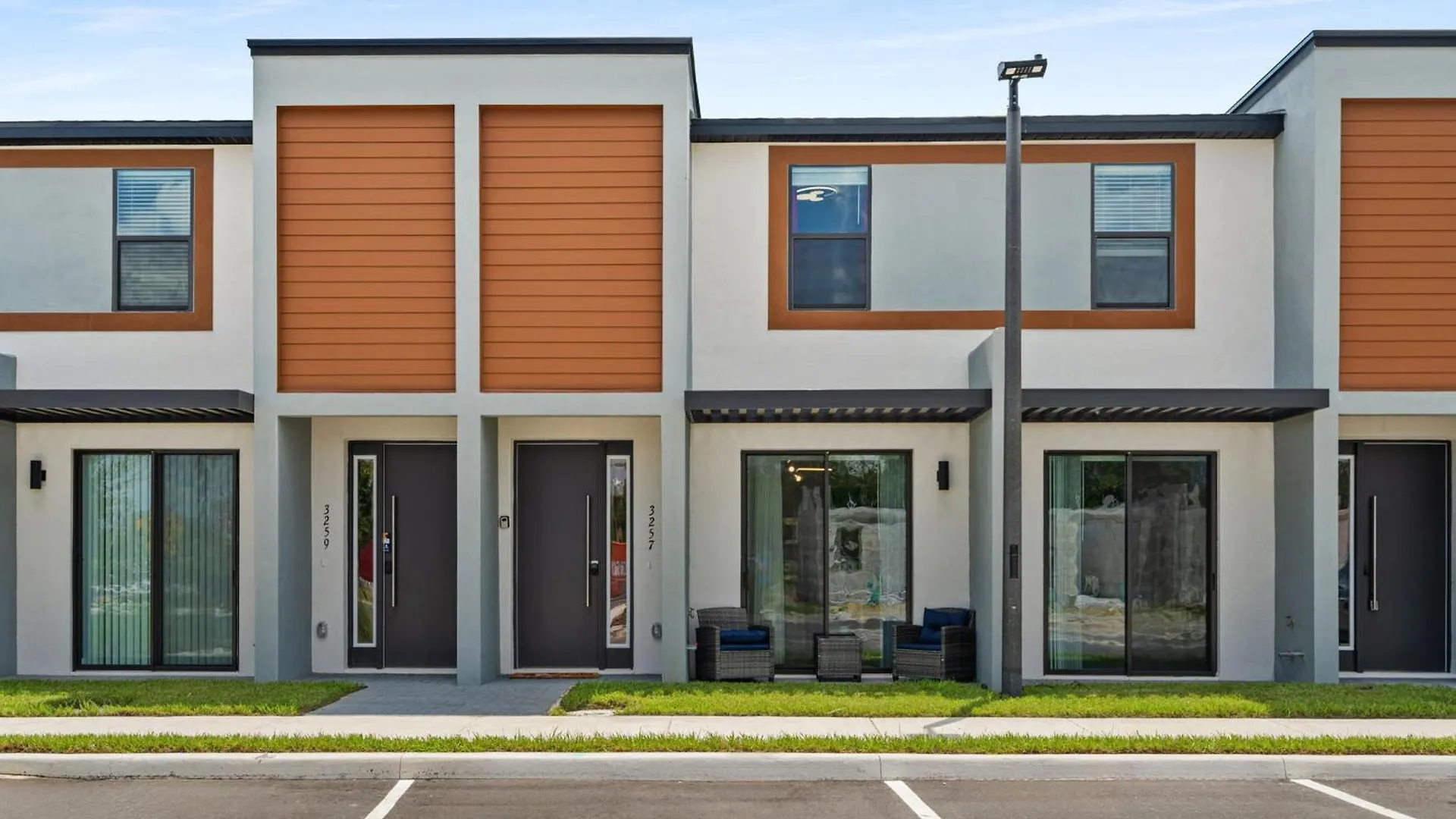 3 Bedrooms- 3 Bathooms- The Hub 3257 Ed * Kissimmee